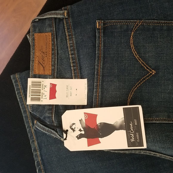 Jeans - Picture 1 of 6